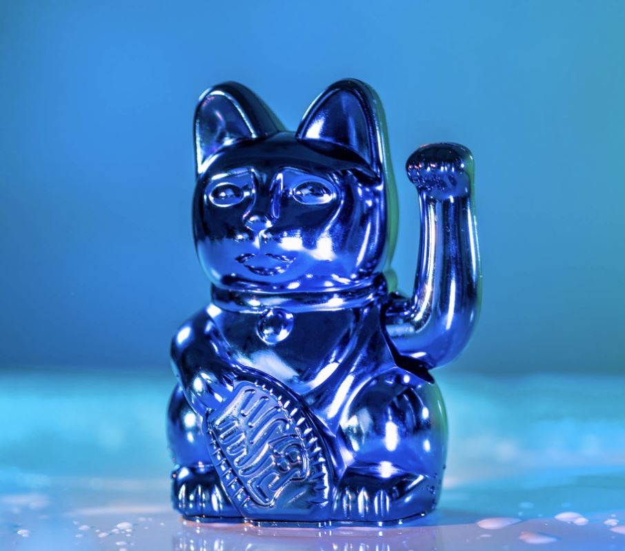 Maneki Neko Gelukskat - lucky kat cosmic - special edition Earth - shiny blue