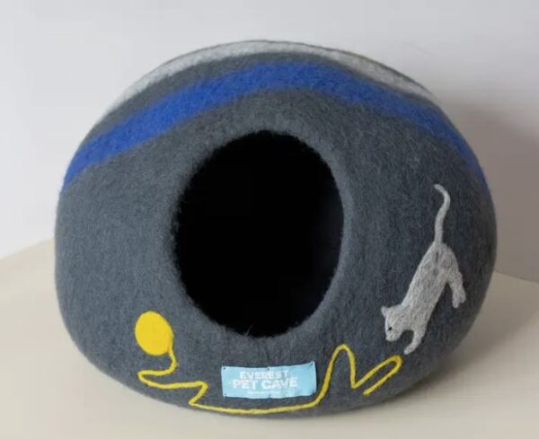 Everest® Handmade Cat Cave & Bed – Charcoal mixed
