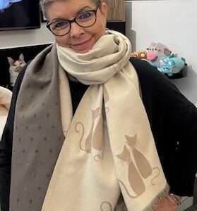 Wintersjaal katten ecru bruine katjes