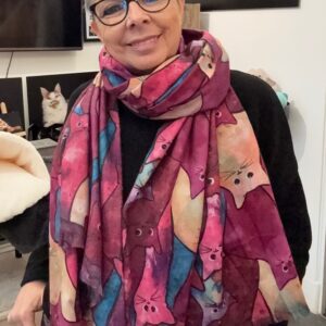 Zachte lichte wintersjaal paarse tinten