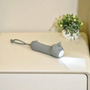 Winkee Flashlight Cat